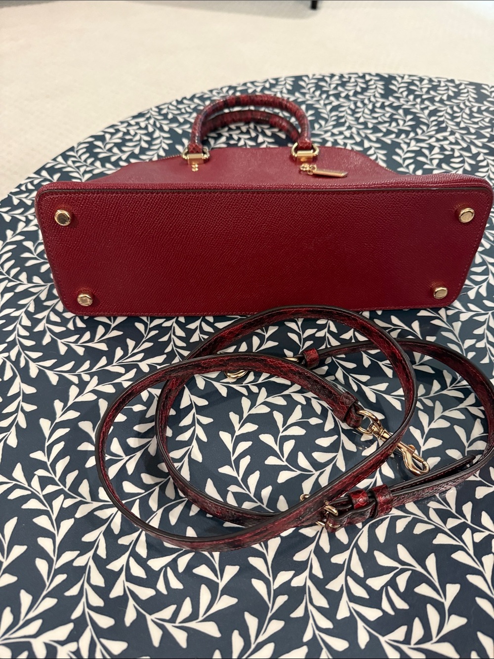 COACH Red Leather Dome Satchel with Gold Hardware and Removable Strap - Picture 4 of 5